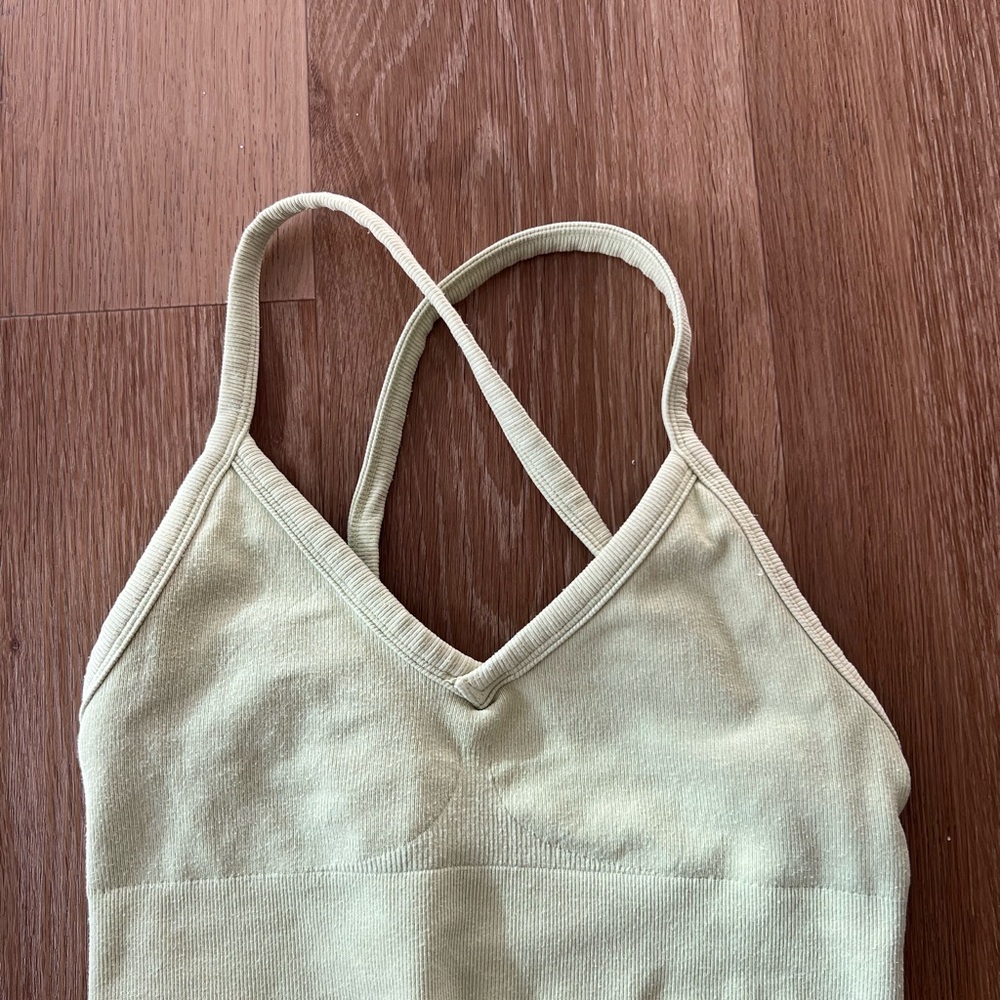 Alo Yoga Set - Picture 5 of 6